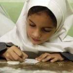 A girl in primary school, Bandar Abbas. Iran / UNICEF Iran, Shehzad Noorani