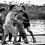 Happy Kids in Payo Village, Jailolo, North Halmahera, Maluku Indonesia / Prayudi Hartono Flickr Creative Commons 