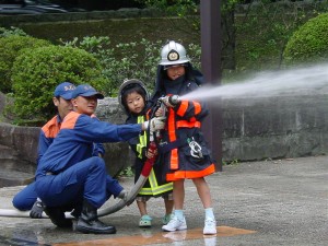Children in Sendai City train to prepare for disaster